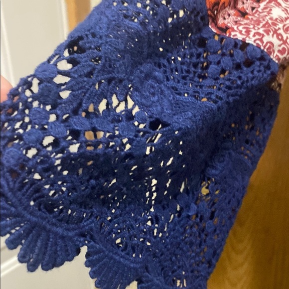 Blue and Yellow Graphic Tunic with Mandarin Collar - Picture 4 of 7